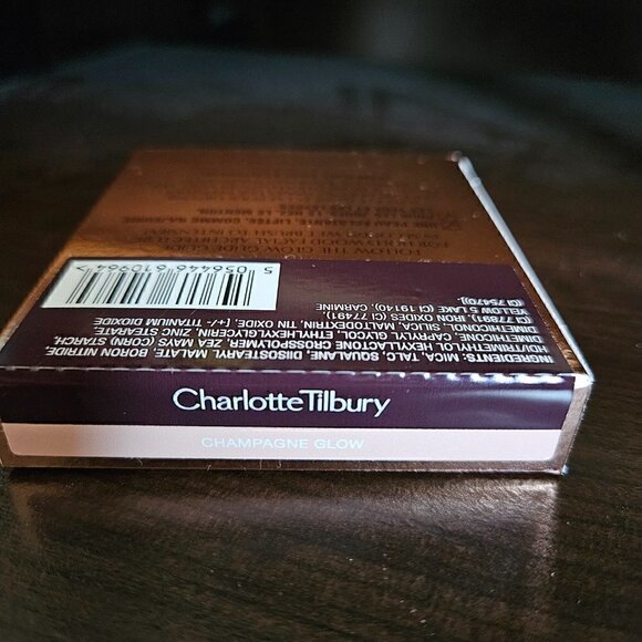 Charlotte Tilbury HOLLYWOOD GLOW GLIDE FACE HIGHLIGHTER IN CHAMPAGNE GLOW (NIB) - Picture 8 of 8